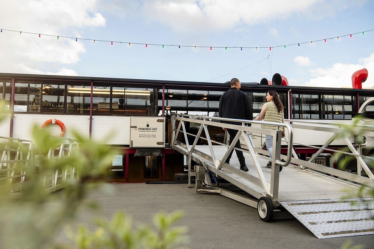 Queenstown: TSS Earnslaw Cruise of Lake Whakatipu