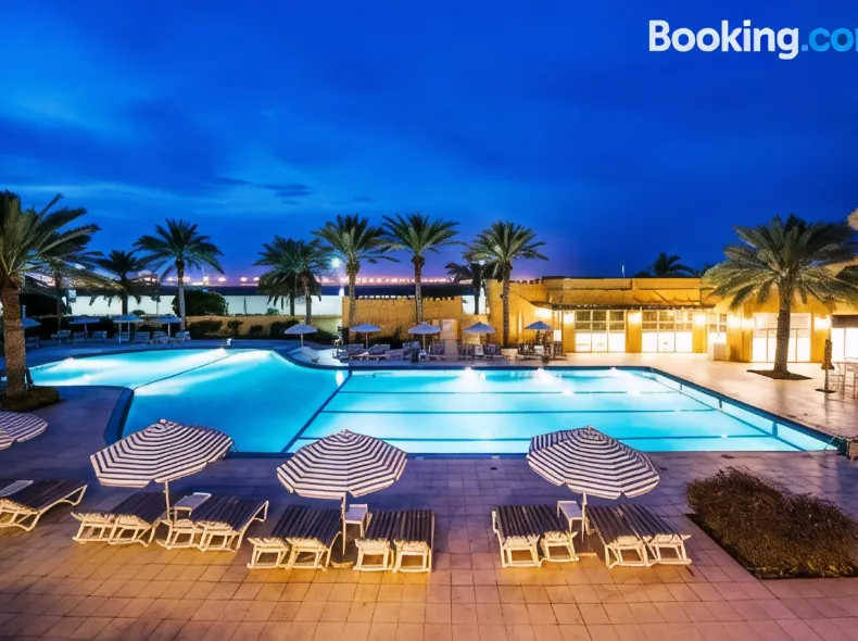Al Hamra Village Hotel