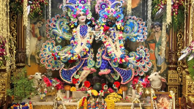 Mathura Vrindavan Divine Love Journey of Radha Krishna From Delhi