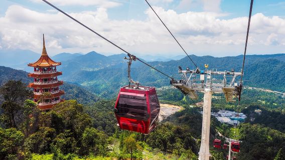 Private Genting Highlands & Batu Caves Trip with Cable Car Ticket