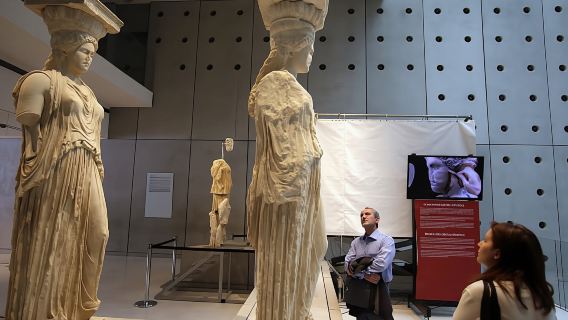 Acropolis and Acropolis Museum guided walking tour in Athens