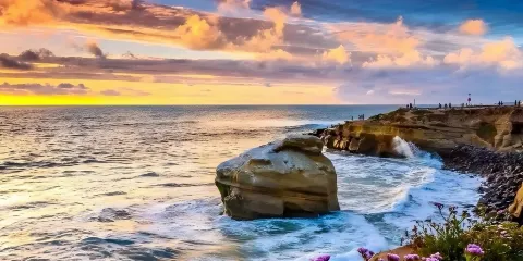 美國聖地亞哥老城+拉荷亞海灣+勝利之吻一日遊丨中文司上門接送