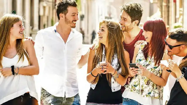 Self guided tour with interactive city game of Valencia