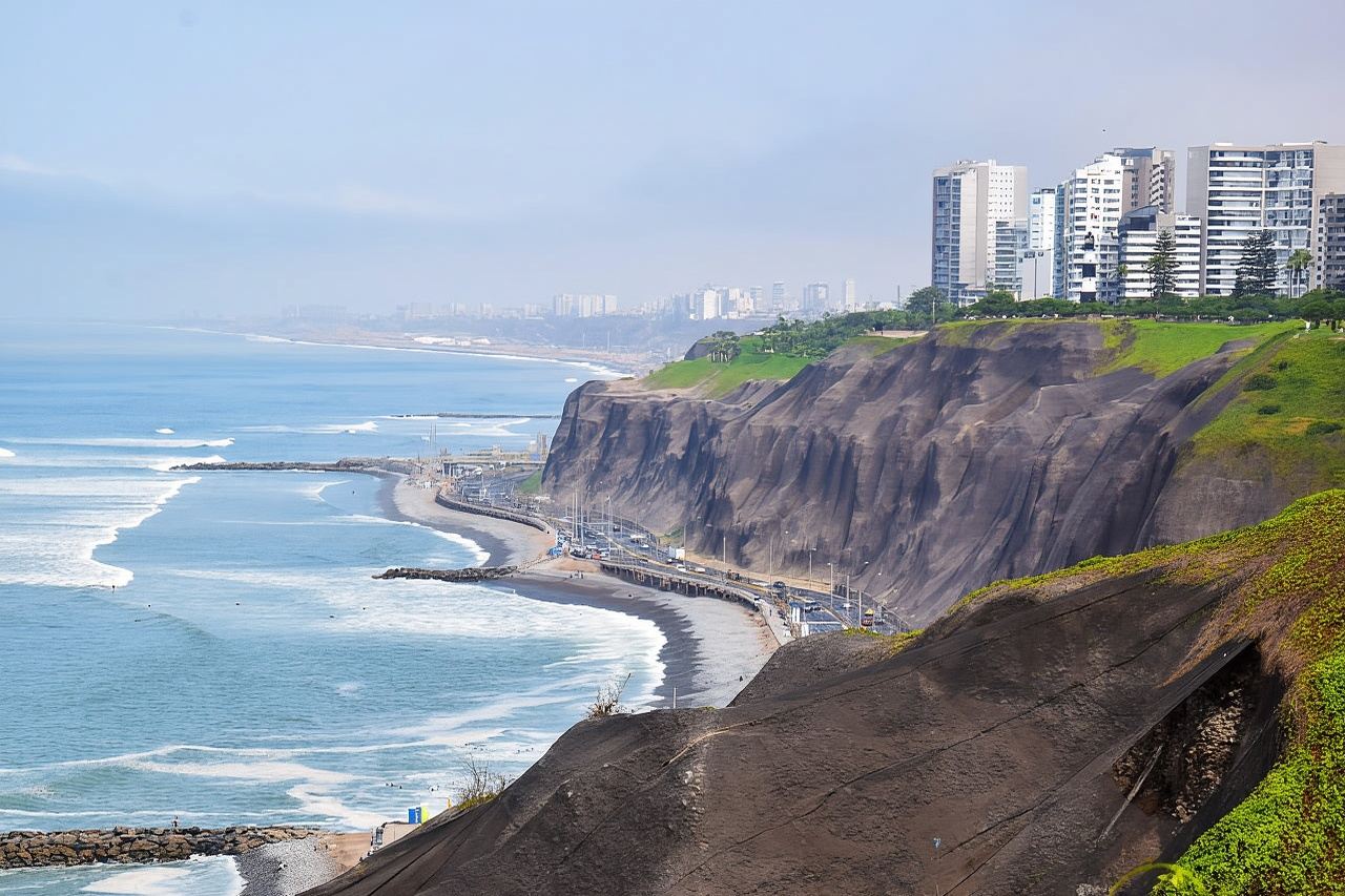 Lima: Express Bike Tour