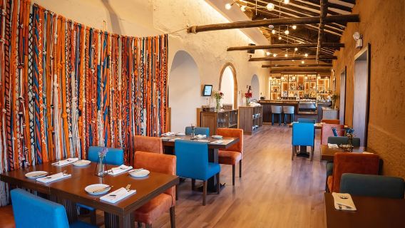 Cusco: Folkloristische Andes-show & 3-gangendiner bij Tunupa