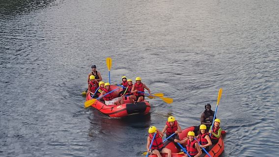 Lucca: Rafting Mesra Keluarga lembut