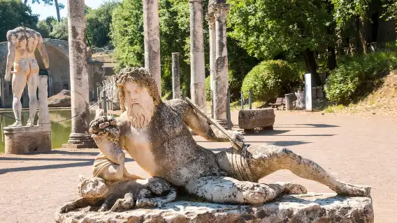 From Rome: Villa d'Este and Hadrian's Villa Tour with Lunch