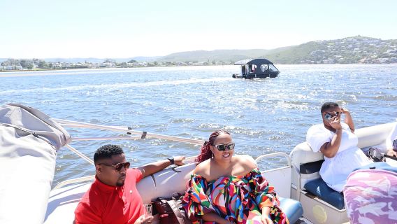 Knysna: ล่องเรือปอนตูนทะเลสาบ Knysna
