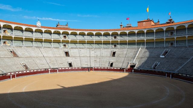 Tagesausflug zur Plaza de Toros de Las Ventas, Retiro-Park und Königspalast von Aranjuez