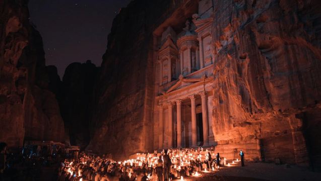 Discover Petra - Walking Tour