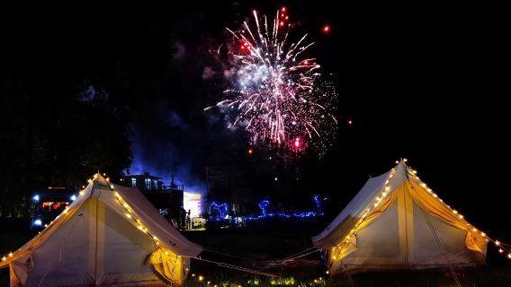 杭州桐洲島·過夜露營【森式野奢帳篷+雙人床+天幕桌椅+小夜燈+盥洗用品+份早餐】