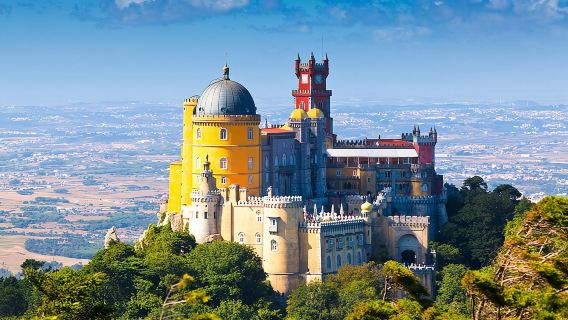 From Lisbon: Sintra Highlights and Pena Palace Full-Day Tour