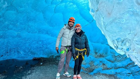 Crystal Blue Ice Cave - Super Jeep From Jökulsárlón Glacier Lagoon