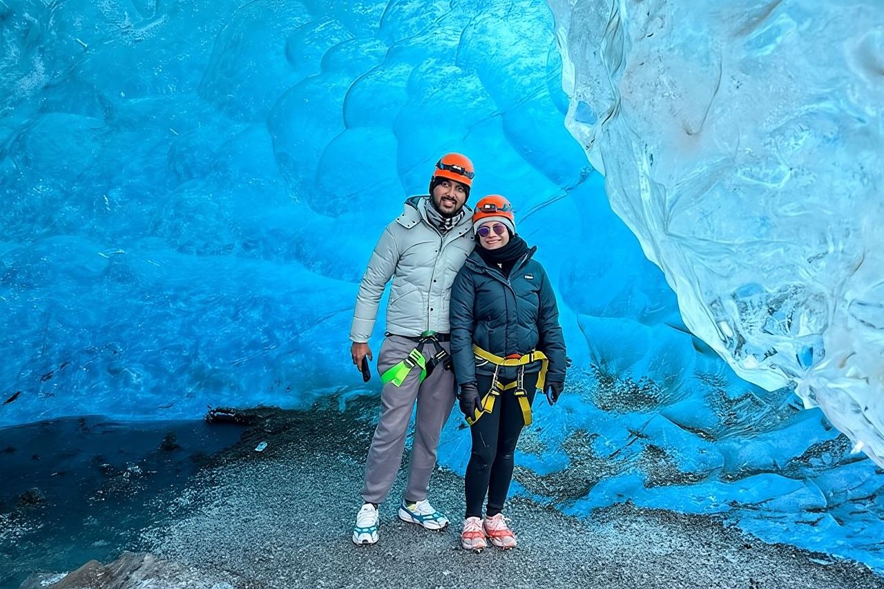 Crystal Blue Ice Cave - Super Jeep From Jökulsárlón Glacier Lagoon