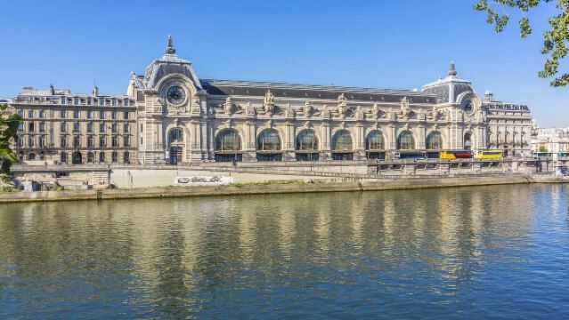 巴黎+奧賽博物館+協和廣場+香榭麗+凱旋門+塞納河-中文地陪