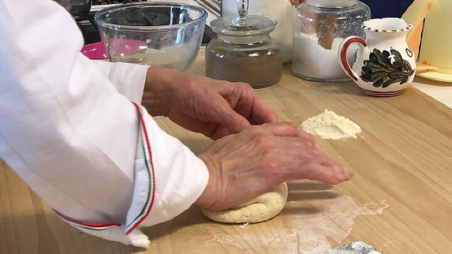 Tuscan Cooking Class in Central Siena