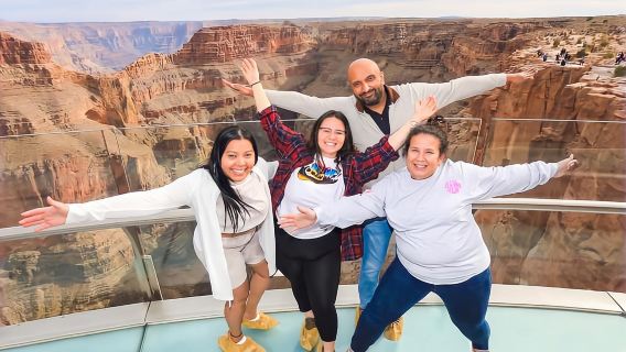 Las Vegas: Grand Canyon, Hoover Dam & 7 Magic Mountains Tour