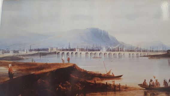 마르티 웨이를 따라 벨파스트의 다채로운 산책 경험