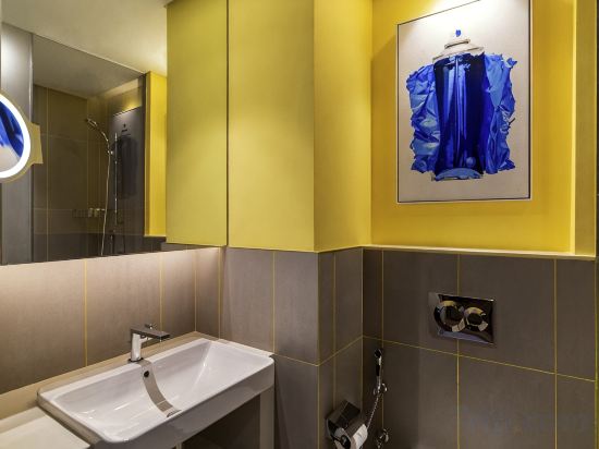 ibis Styles Dubai Deira - Tap to explore photos
