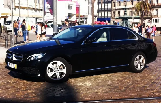 從波爾圖機場到波爾圖市區飯店的接送服務