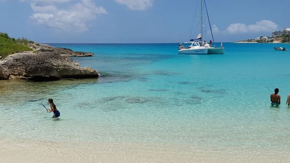 Tropical Catamaran Snorkeling & Sailing