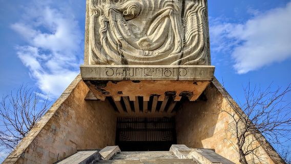 Soviet Tbilisi Tour - Off the beaten path