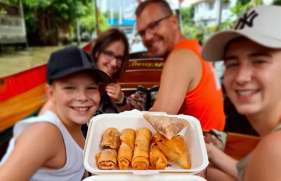 2小時日落運河之旅 + 美食品嚐（含導遊）