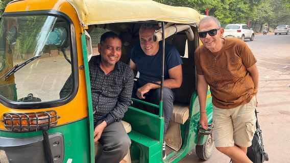 Tuk Tuk Tour of Taj Mahal With Experienced Driver