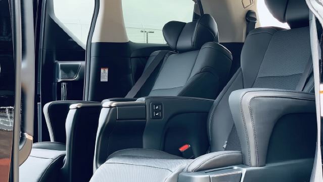 Private Haneda Airport (HND) to Central Tokyo City Transfer