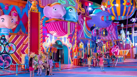 普吉島夢幻嘉年華樂園