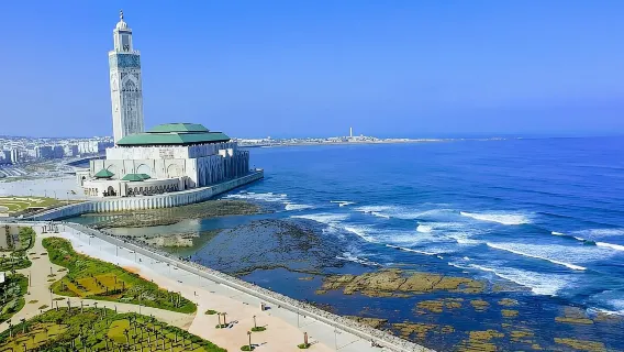 Excursión de un día a Casablanca desde Marrakech y visita a la Gran Mezquita