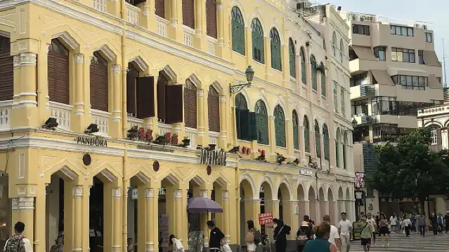 Full Day Macau Sightseeing Tour from Hong Kong (OW by HZM Bridge)