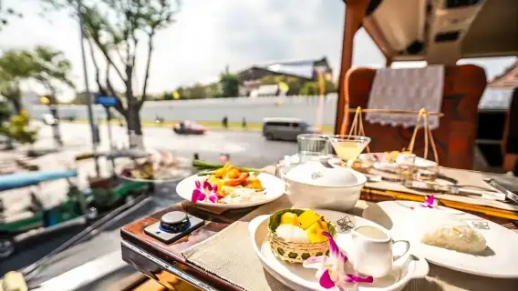 曼谷旅遊 米其林觀光巴士之旅 地道泰國美食體驗