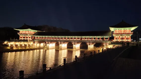 Busan: Gemeinsame Sonnenuntergangstour durch Gyeongju für bis zu 15 Gäste