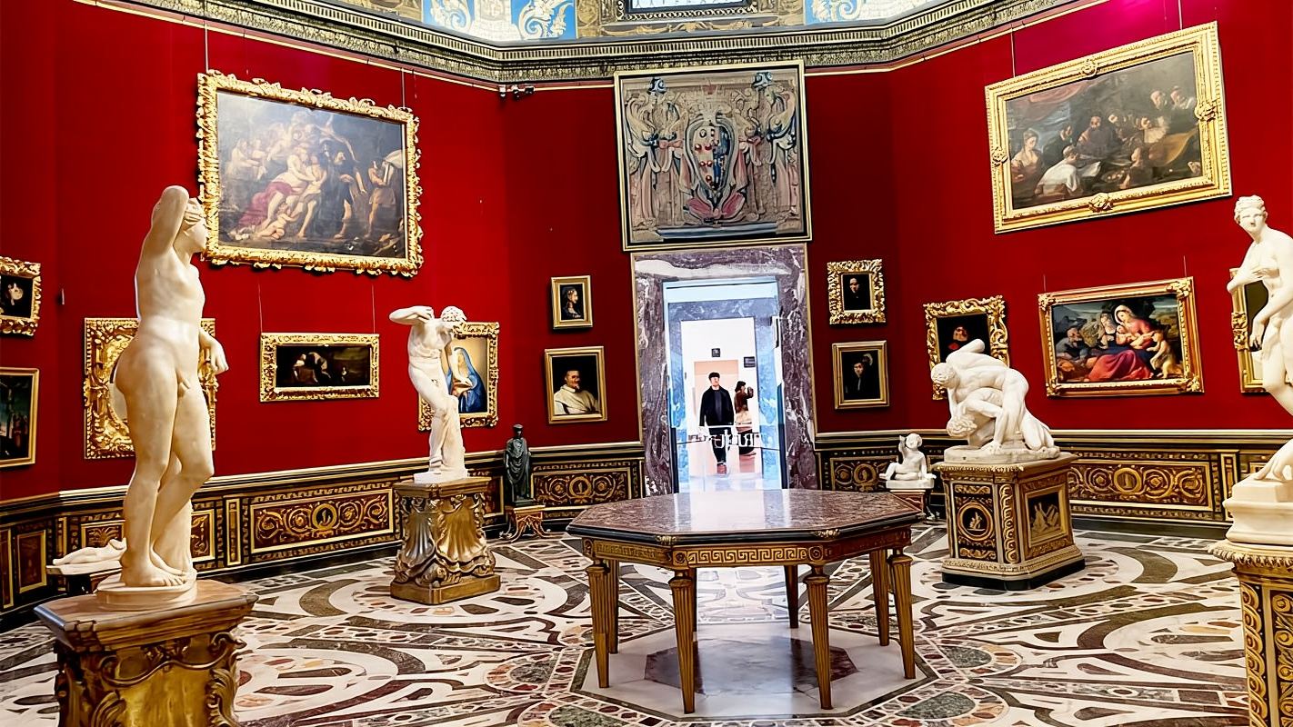Florence in a Day:Art Combo Tour(Accademia+Uffizi+City Walk)