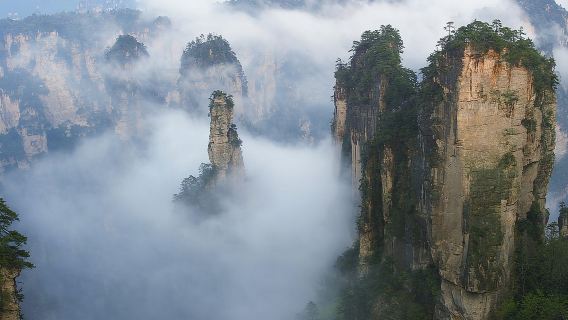 Avatar Mountain + Charming Xiangxi Performance Chartered tour (Departing from Zhangjiajie)