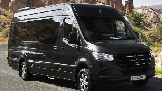 Privat tur-retur transit fra Liberia lufthavn med gratis drikkevarer