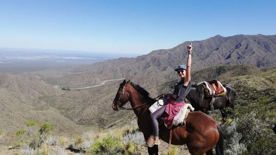 Horseback riding and roast in the mountains of Mendoza
