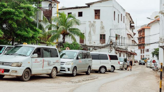 Трансферы из/в аэропорт Занзибара (встреча/шаттлы на Занзибаре)