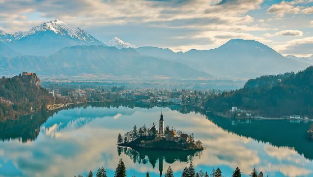 Ljubljana and Bled Lake - small group - day tour from Zagreb