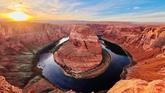 Lower Antelope Canyon and Horseshoe Bend Day Tour with Lunch