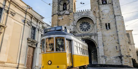 1位嚮導 1輛嘟嘟車 — 完整歷史之旅 — 真正當地嚮導