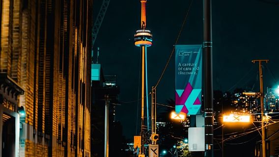 Toronto: Night City Sightseeing Tour
