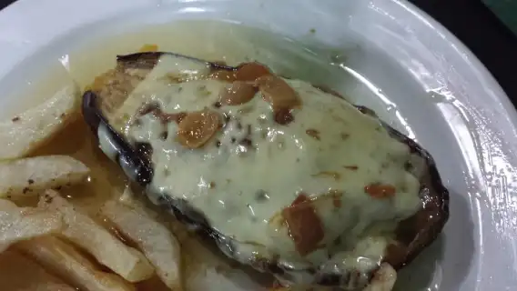 Las Palmas: 100% Local Tapas & Beach views