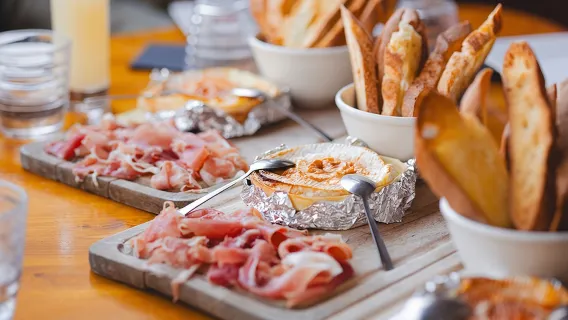 Marseille Food Tour – Full Meal of Local Tastes by Do Eat Better