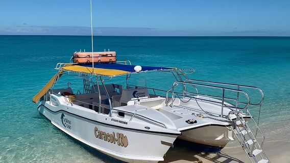 8HR Catch and Grill in Turks and Caicos Islands