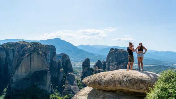 Meteora: Day Trip from Athens + Audio Guide + Lunch