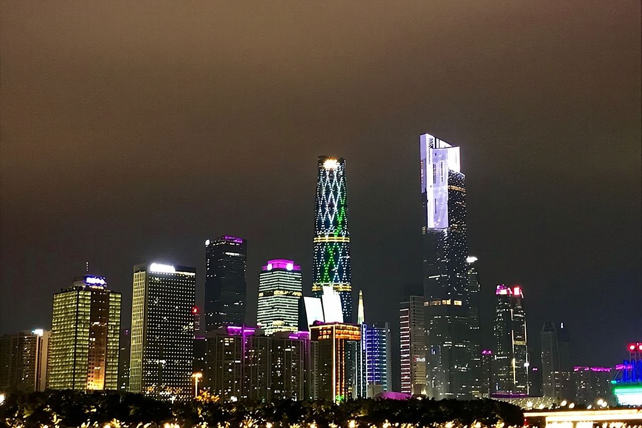 Excursión de un día a Guangzhou y crucero nocturno por el río Perla