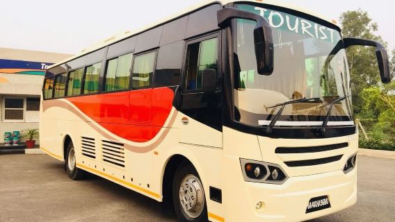 กาฐมาณฑุ/โปขรา/ชิตวัน/ลัมบินี รถทัวร์ในประเทศเนปาล การเดินทางระหว่างเมืองในเนปาล รถทัวร์หรูแบบที่นั่งโซฟาในเนปาล