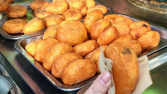 4-Hour Xi'an Morning Gourmet Tour and Market Experience